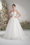 A-line Spaghetti Strap Sweetheart Sleeveless Lace Elegant Wedding Dress With Court Train
