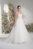 A-line Spaghetti Strap Sweetheart Sleeveless Lace Elegant Wedding Dress With Court Train