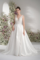 A-line V-neck Sleeveless Beading Lace Elegant Wedding Dress With Court Train