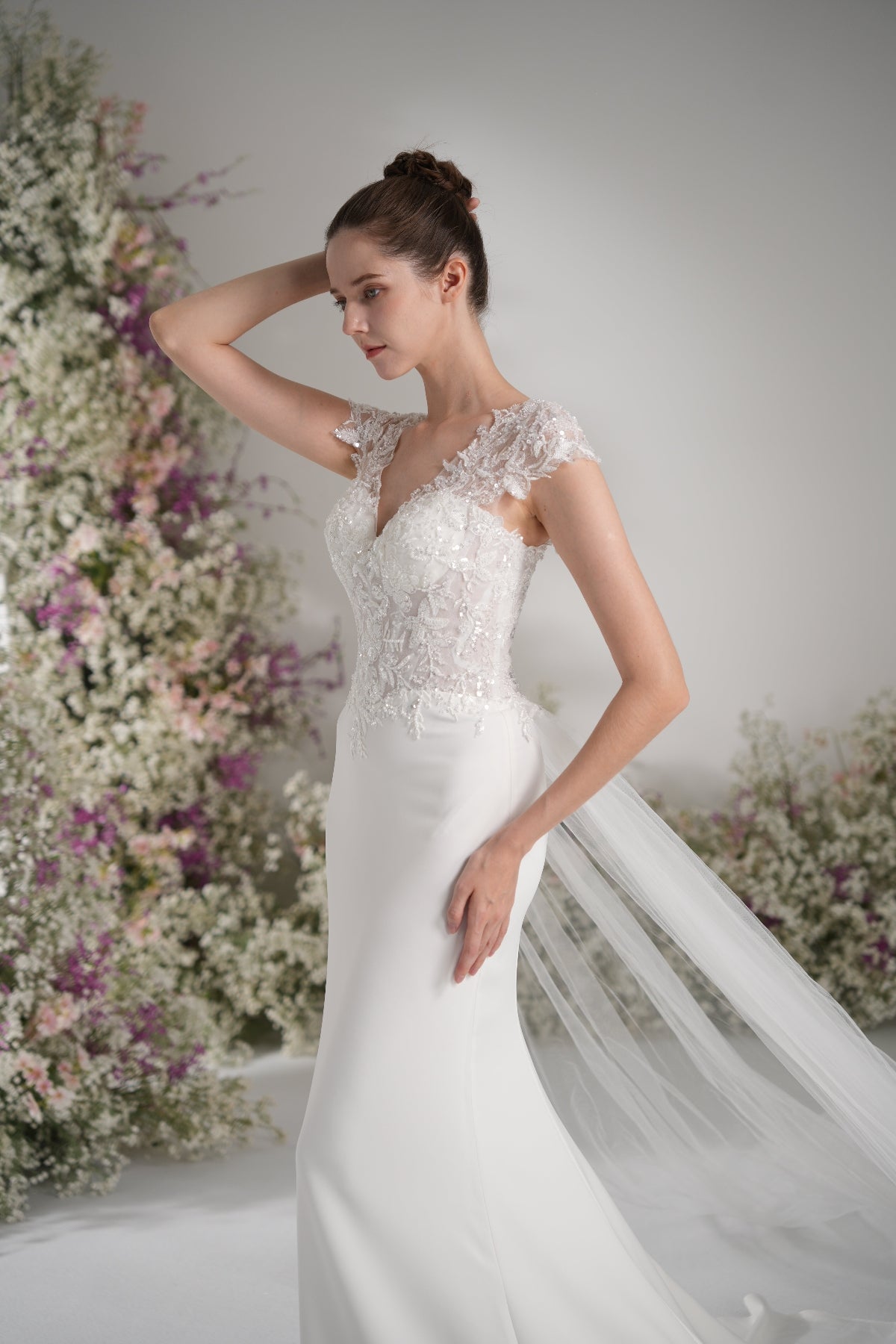 Trumpet/Mermaid V-neck sleeveless beading lace cape wedding dress With Court Train