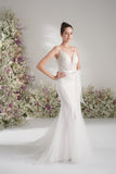 Trumpet/Mermaid Spaghetti Strap V-Neck Beading Tulle Wedding Dress with Court Train