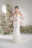 Trumpet/Mermaid Sweetheart Long Sleeve Applique Lace Beading Sexy Wedding Dress with Court Train