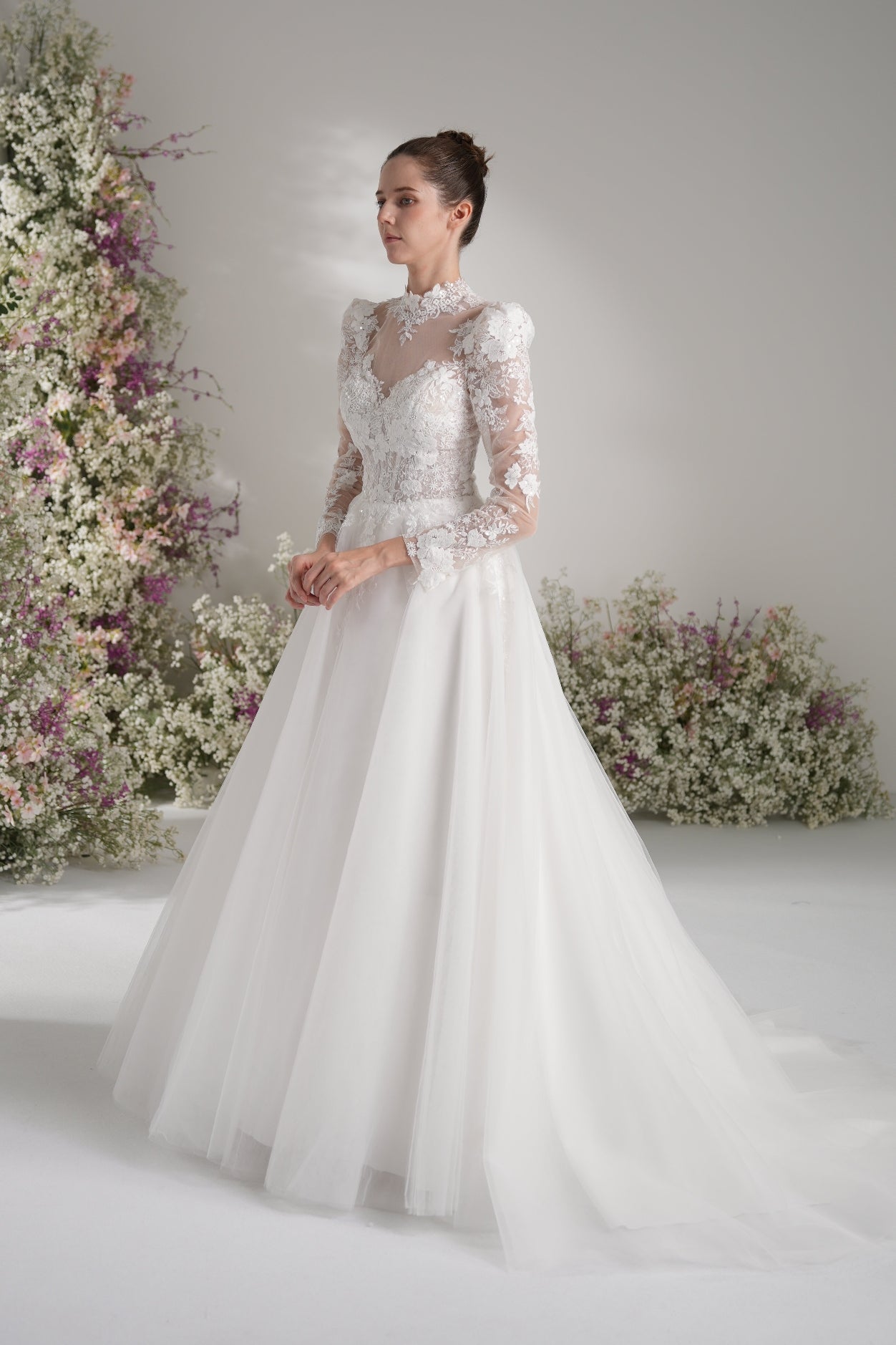 fitted lace wedding dress WHITE LACE DRESS WITH LONG SLEEVES fitted lace wedding dress WHITE LACE DRESS WITH LONG SLEEVES