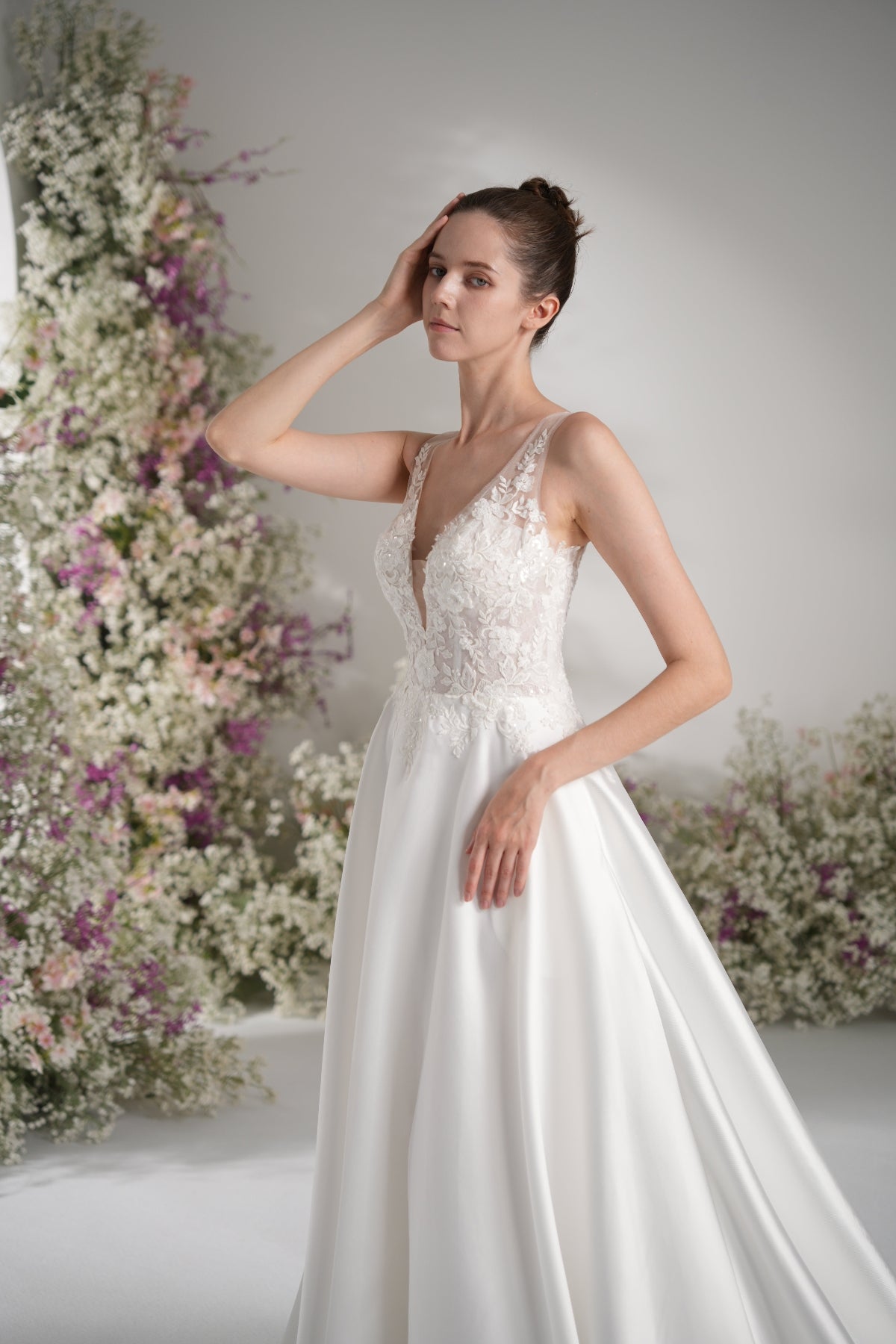 A-line V Neck Sleeveless Lace Satin Simple Wedding Dress With Court Train