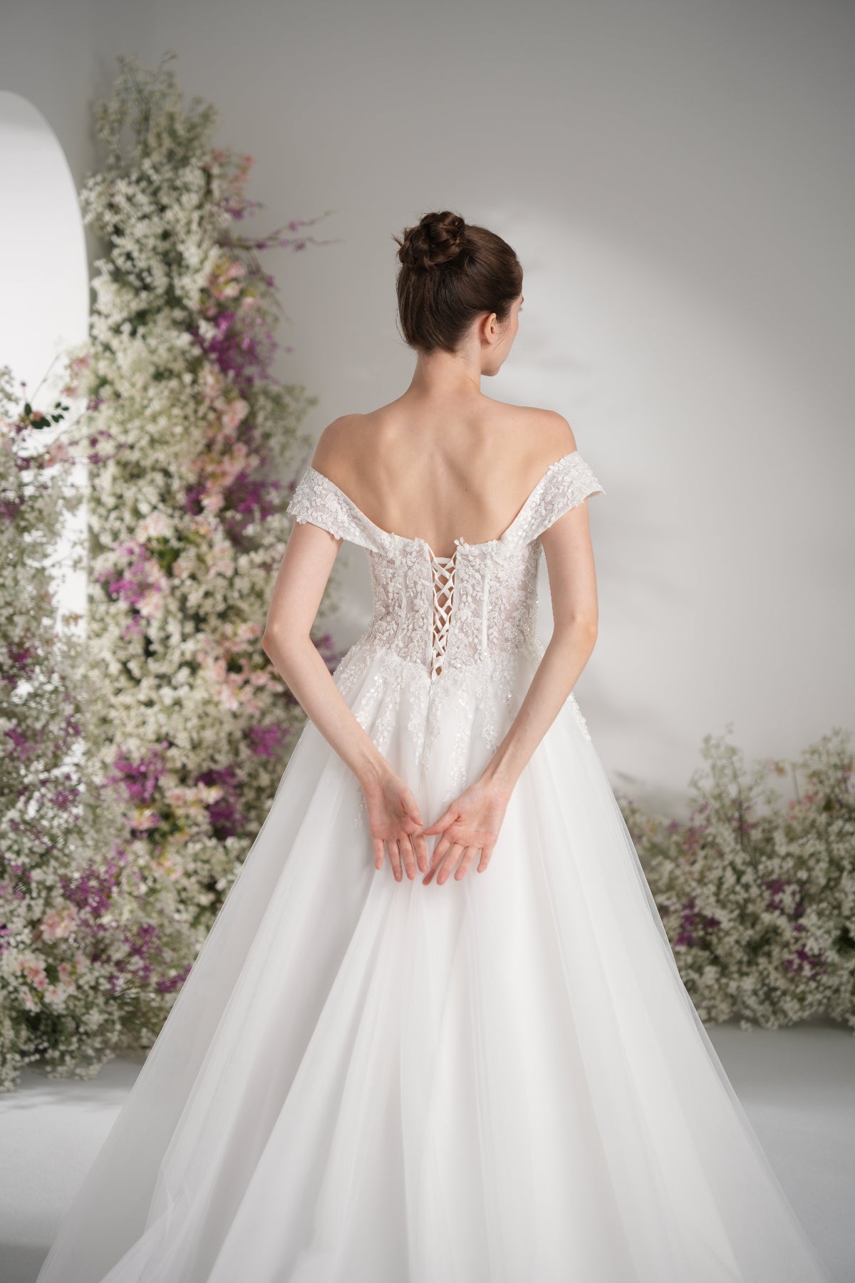A-line Off-The-Shoulder Luxurious Lace Mesh Wedding Dress With Court Train