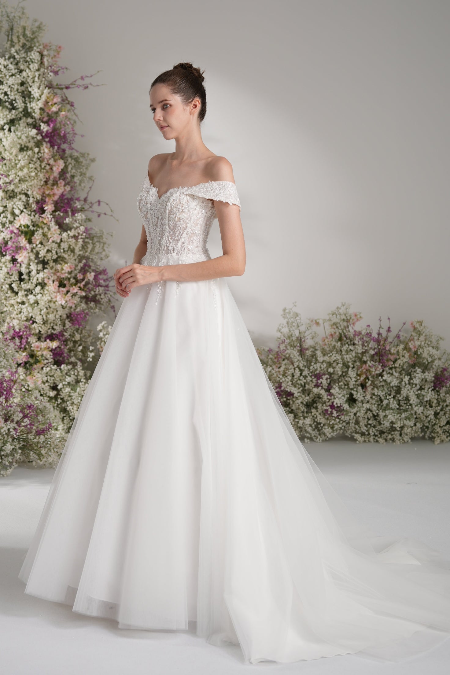 A-line Off-The-Shoulder Luxurious Lace Mesh Wedding Dress With Court Train