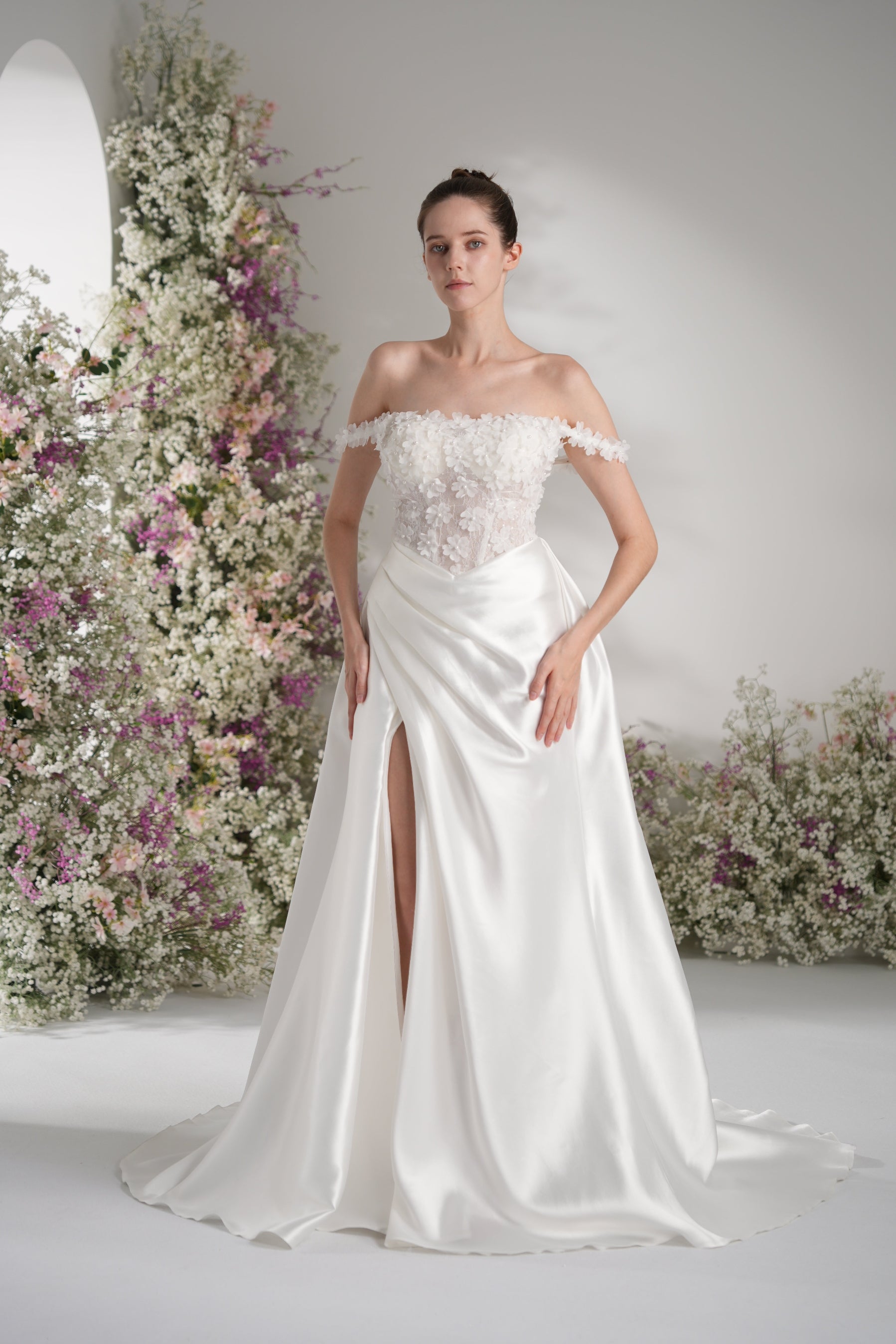 A-line Off-The-Shoulder Ruffles Appliqued Satin Wedding Dress With Cou Kexindaidd boutique store A-line Off-The-Shoulder Ruffles Appliqued Satin Wedding Dress With Cou Kexindaidd boutique store
