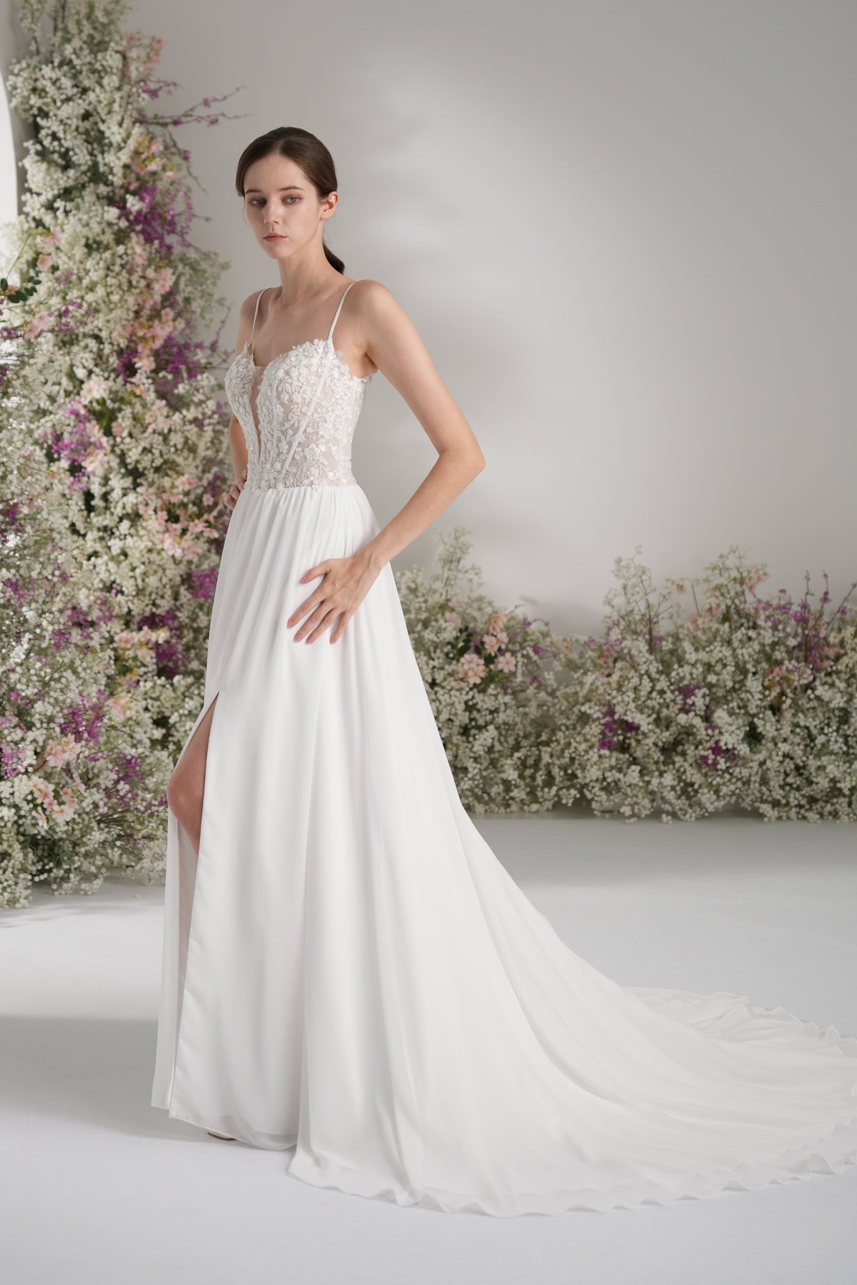 A-line Spaghetti Strap Deep V Sleeveless Lace Applique Wedding Dress With Court Train