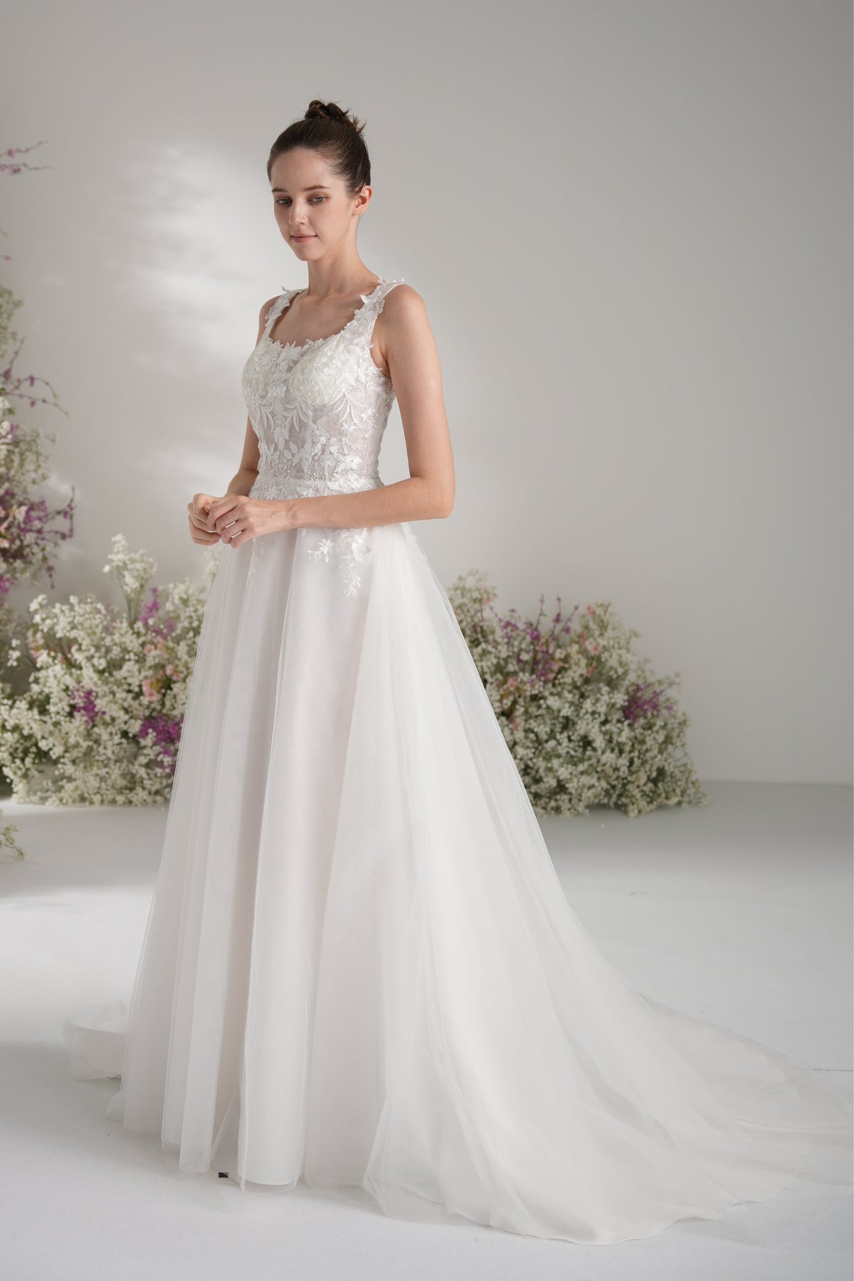 A-line Square Neck Lace Tulle Wedding Dress With Court Train