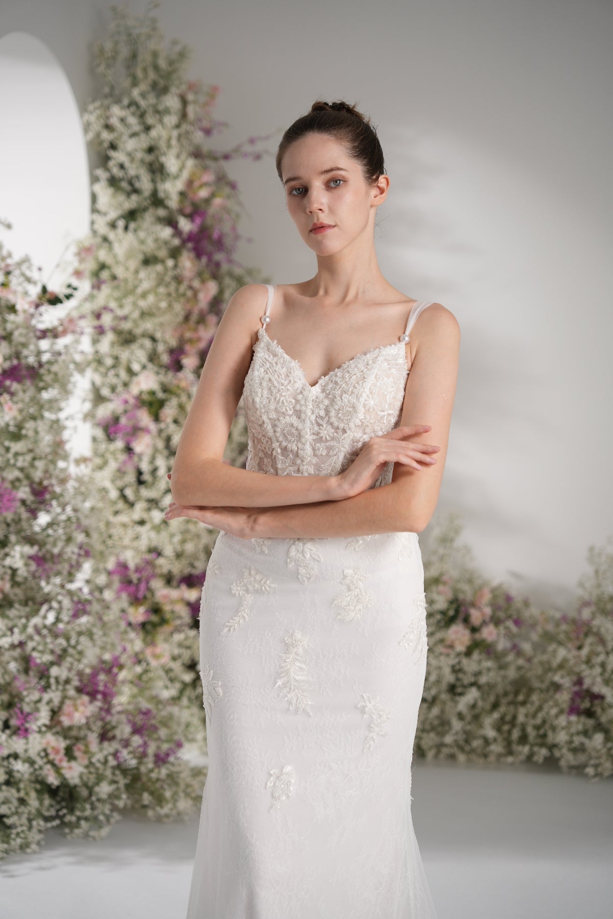Trumpet/Mermaid Sweetheart Sleeveless Lace Applique Sexy Wedding Dress With Court Train