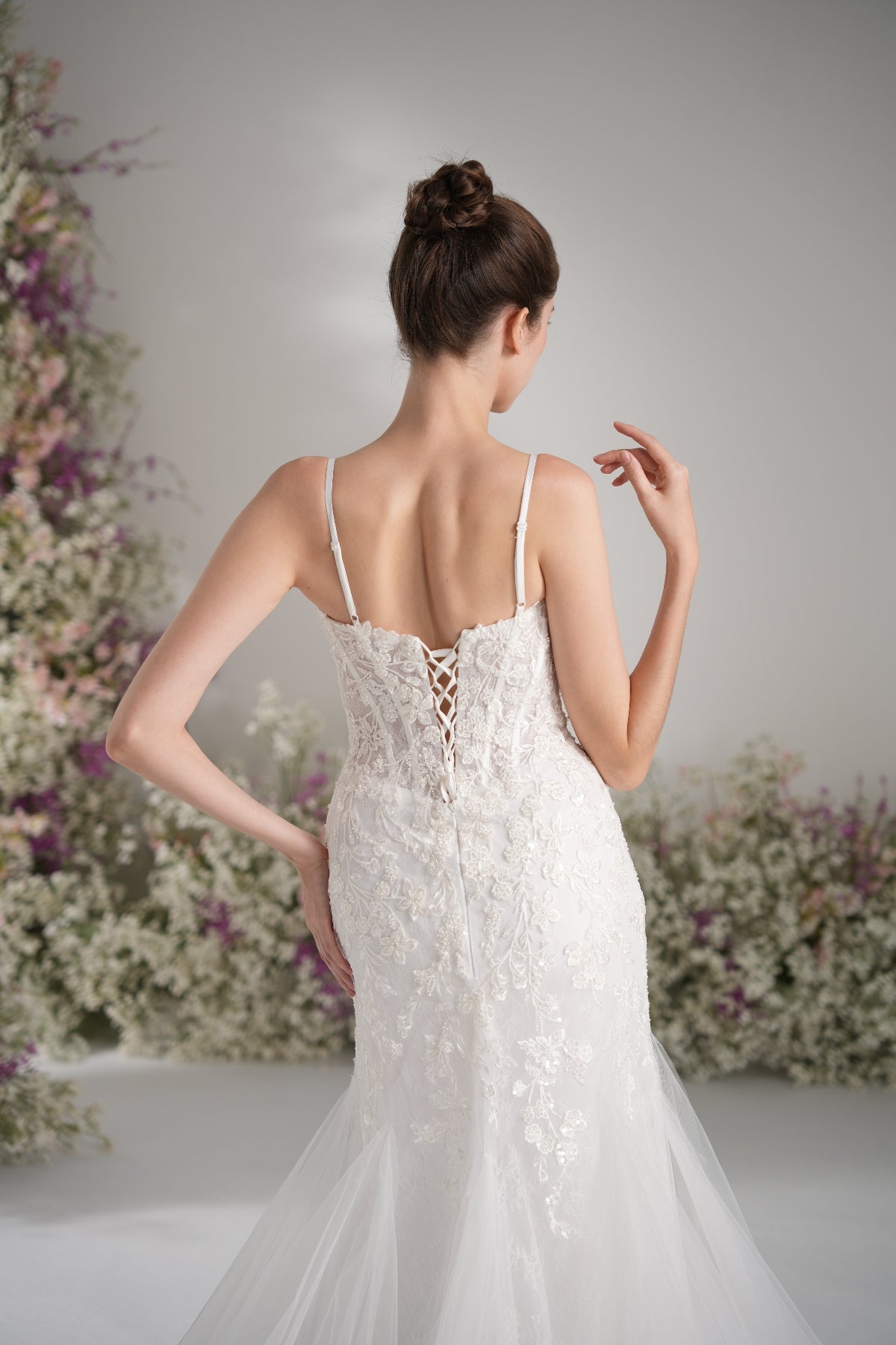 Trumpet/Mermaid Sweetheart Sleeveless Lace Applique Tull Sexy Wedding Dress With Court Train