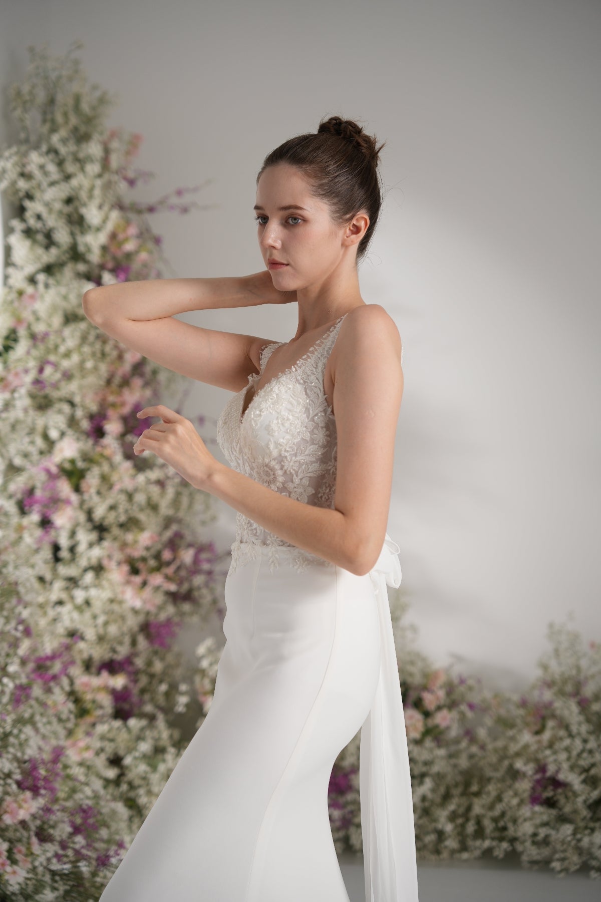 TrumpetMermaid Queen neckline Sleeveless Lace Beading Wedding Dress with Court Train