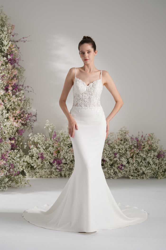 Trumpet/Mermaid Spaghetti Strap Sleeveless Beading Lace Stretch Satin Sexy Wedding Dress  With Court Train
