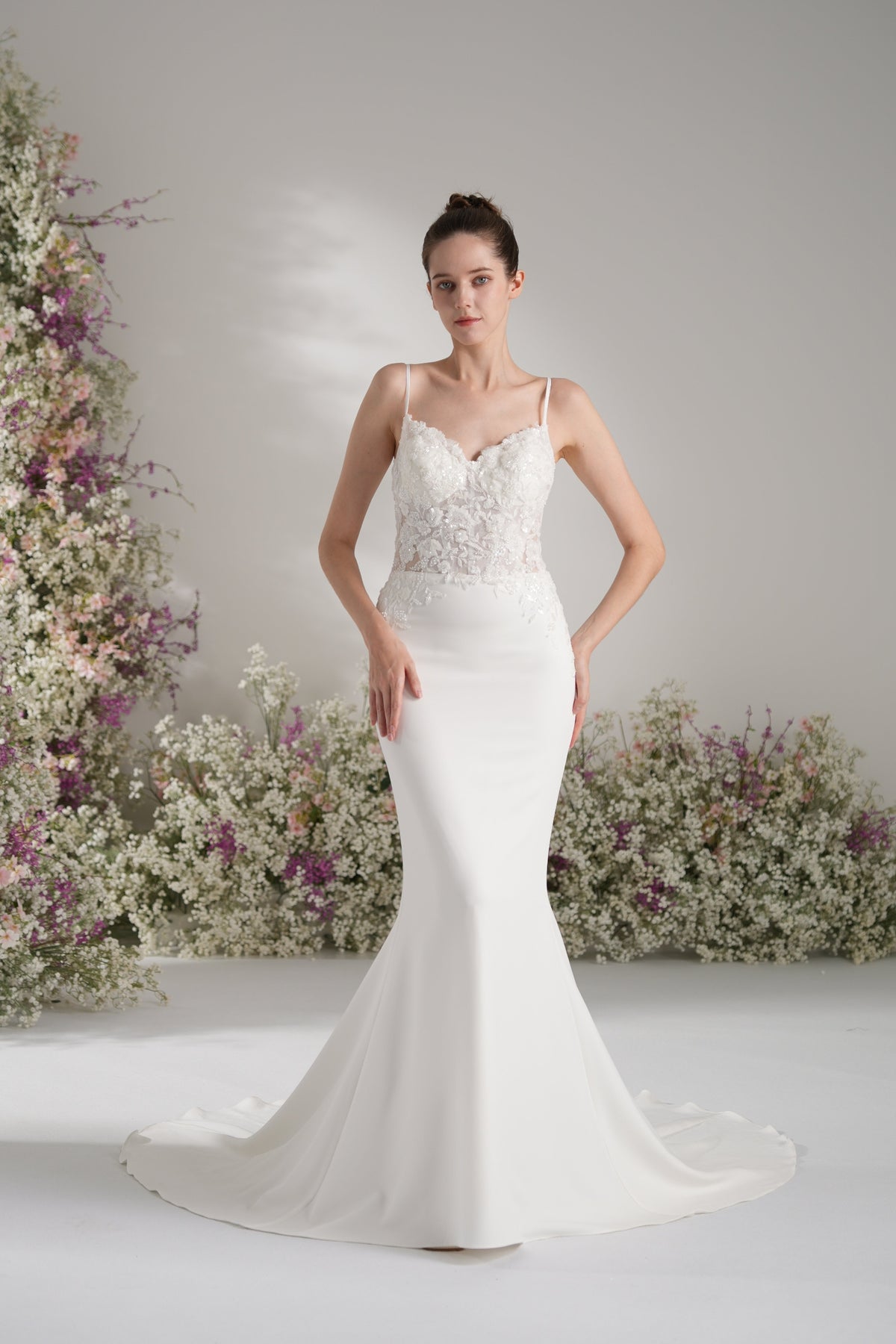 Trumpet/Mermaid Spaghetti Strap Sleeveless Beading Lace Stretch Satin Sexy Wedding Dress  With Court Train
