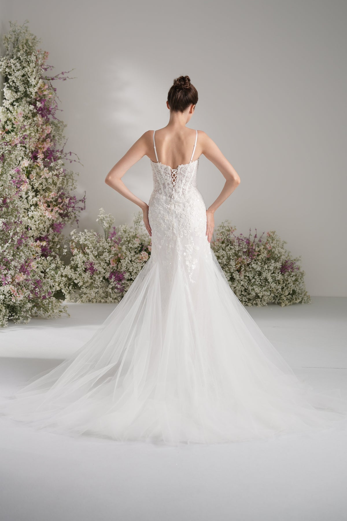 Trumpet/Mermaid Sweetheart Sleeveless Lace Applique Tull Sexy Wedding Dress With Court Train