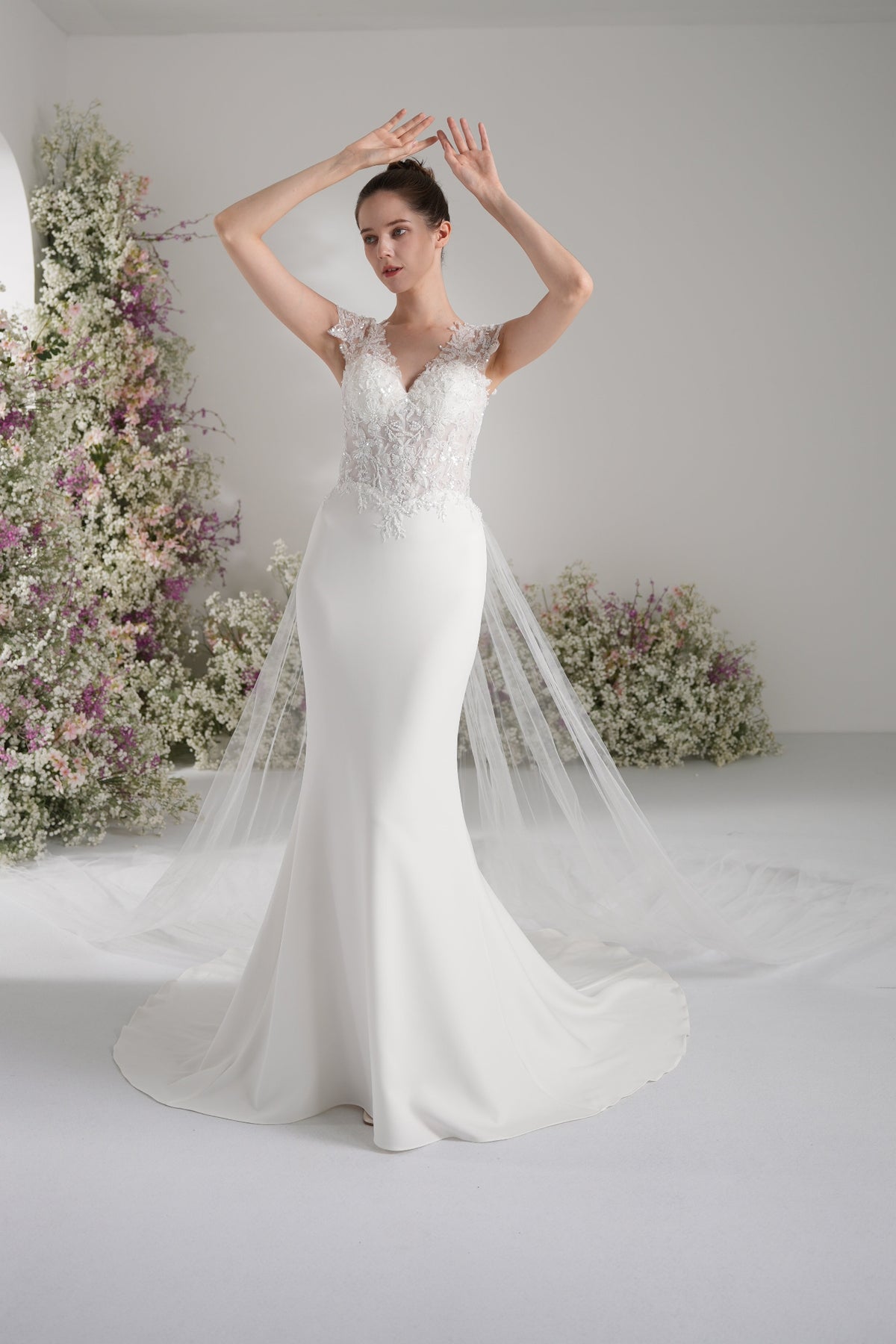 Trumpet/Mermaid V-neck sleeveless beading lace cape wedding dress  With Court Train